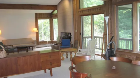 17 Foss Farm Road Durham NH 03824