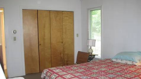 17 Foss Farm Road Durham NH 03824