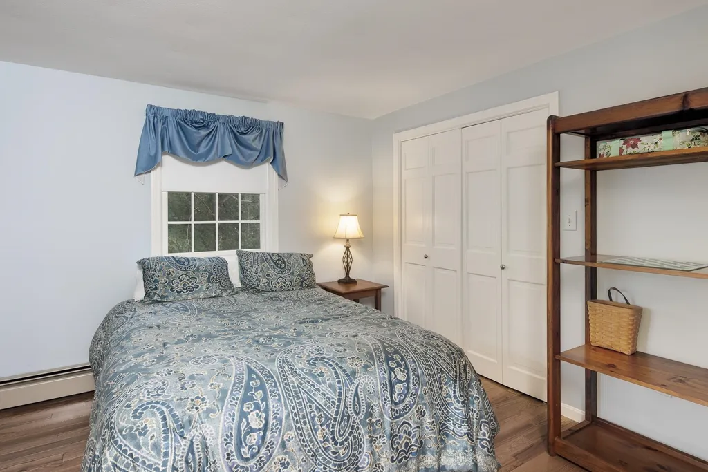 32 Golden Oaks Drive Salem NH 03079