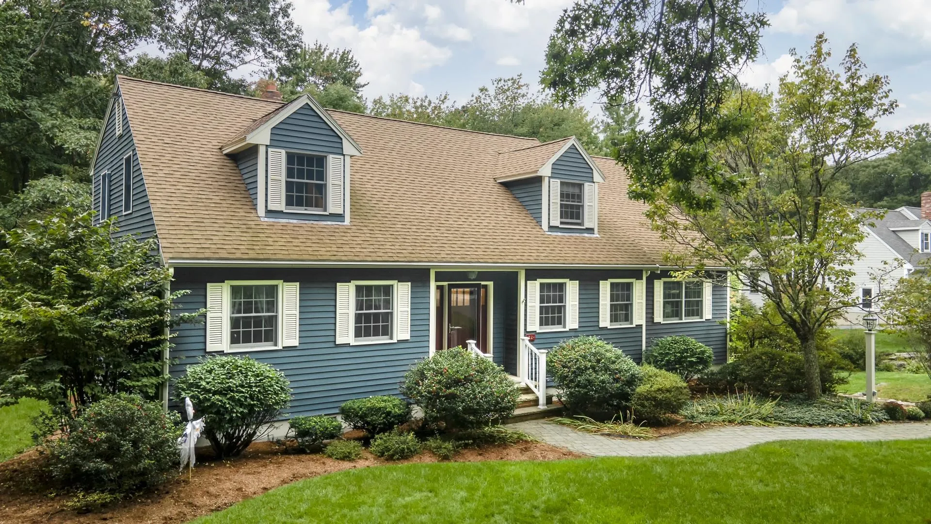 32 Golden Oaks Drive Salem NH 03079
