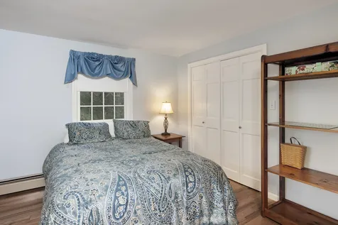 32 Golden Oaks Drive Salem NH 03079
