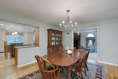 32 Golden Oaks Drive Salem NH 03079
