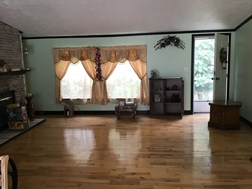 721 So. Windsor Street Royalton VT 05068