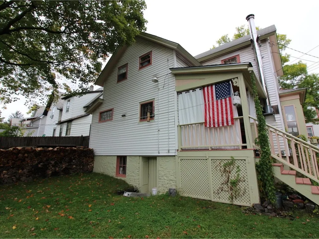 327 South Winooski Avenue Burlington VT 05401