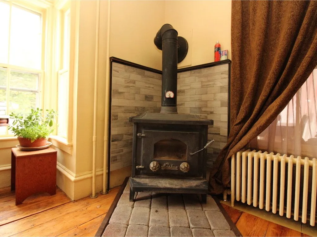 327 South Winooski Avenue Burlington VT 05401