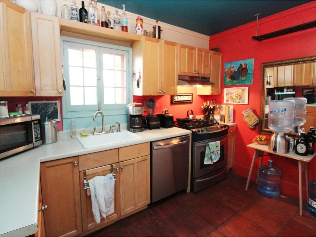 327 South Winooski Avenue Burlington VT 05401