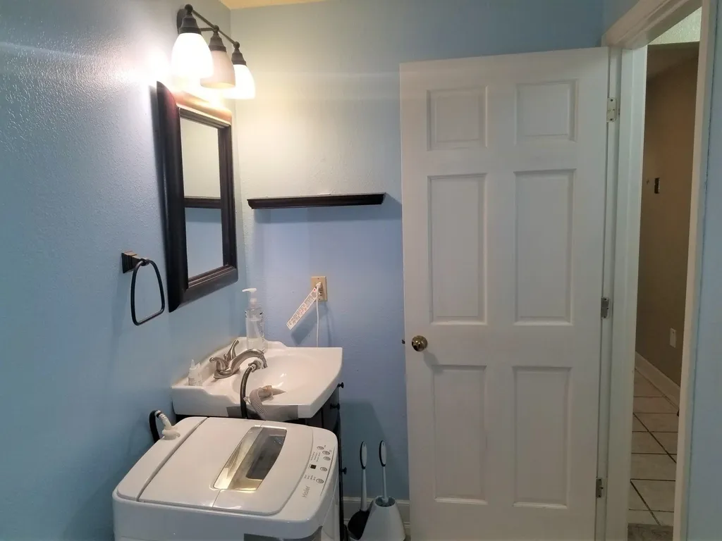 20 Wolf Road Lebanon NH 03766
