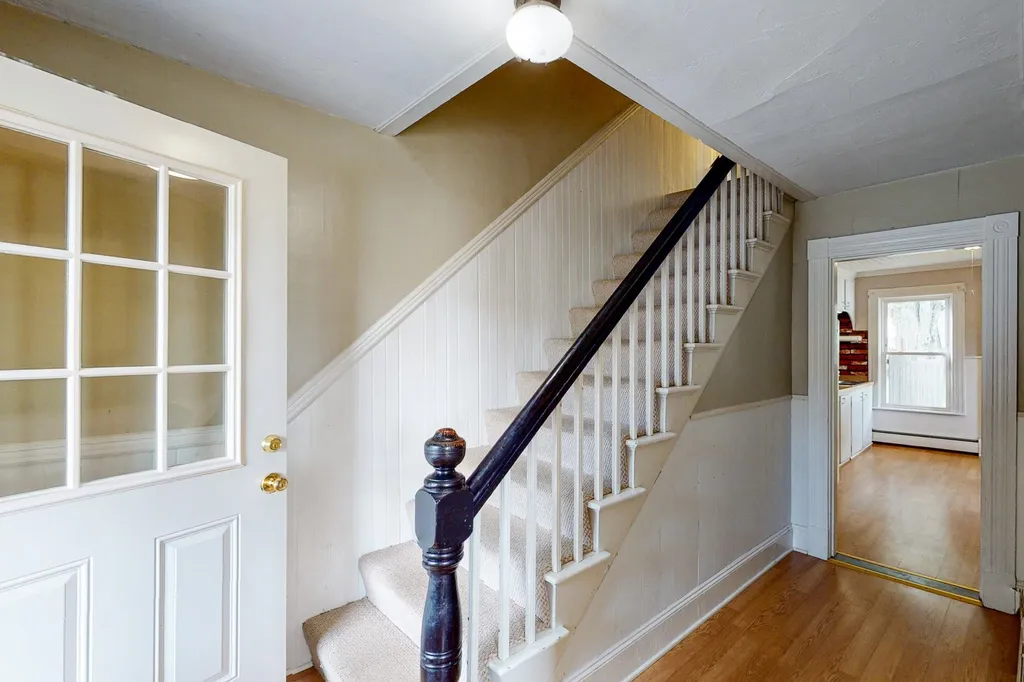 25-27 Taylor Street Laconia NH 03246