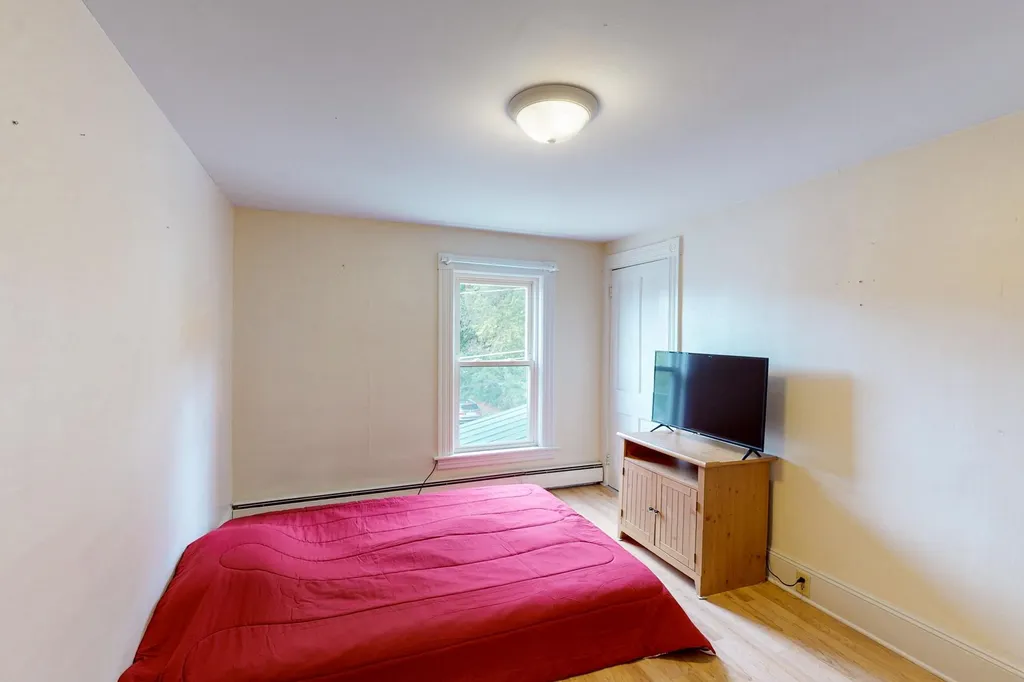 25-27 Taylor Street Laconia NH 03246