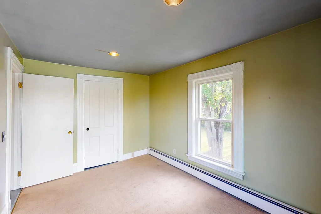 25-27 Taylor Street Laconia NH 03246