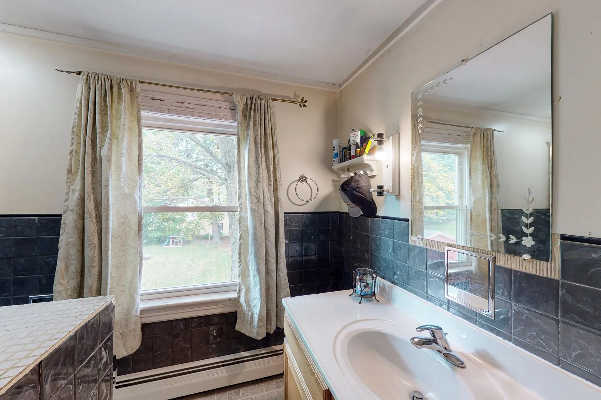 25-27 Taylor Street Laconia NH 03246