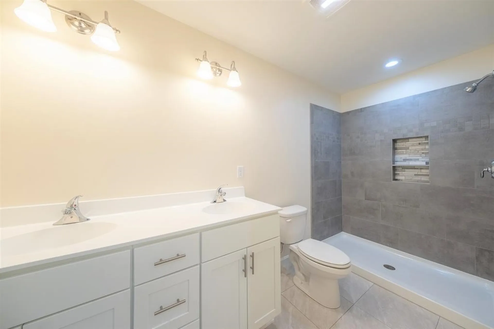 54 Poplar Road Sanbornton NH 03269