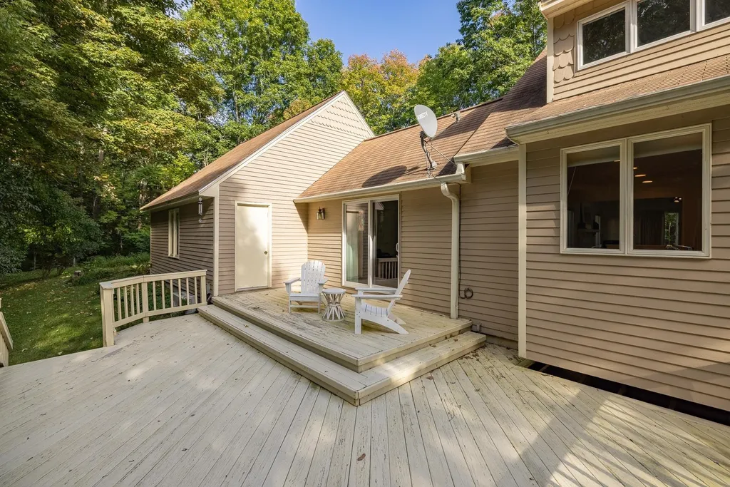 9 Mathes Cove Road Durham NH 03824
