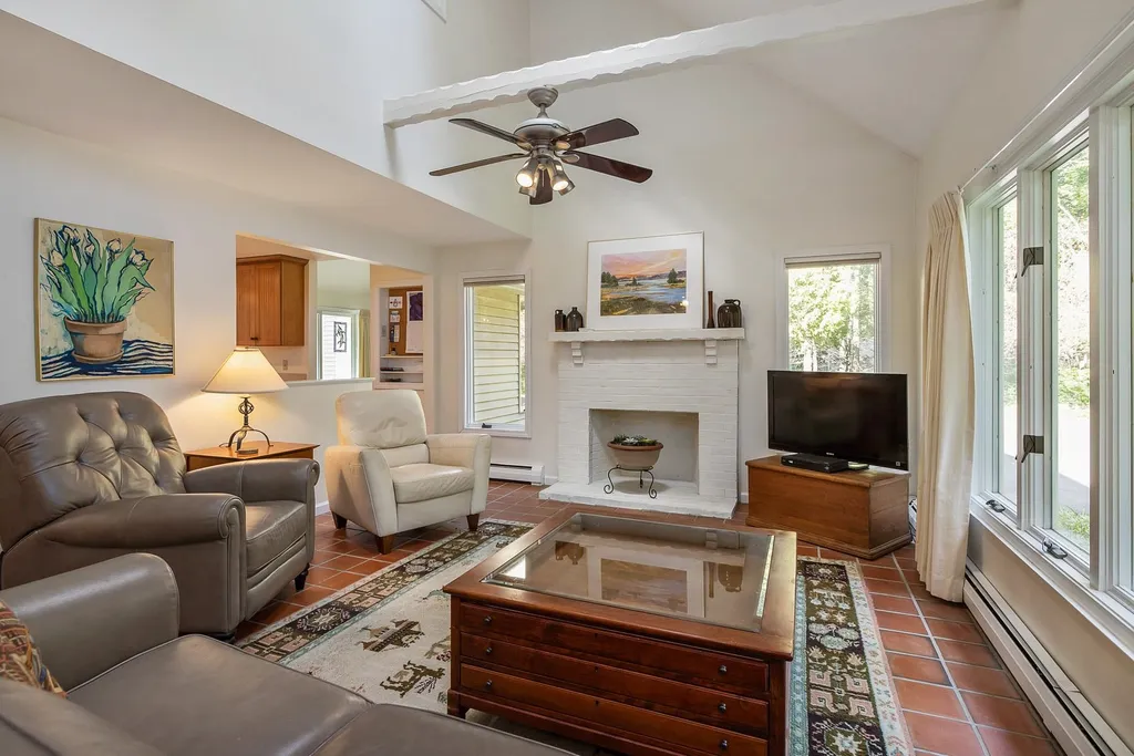 9 Mathes Cove Road Durham NH 03824