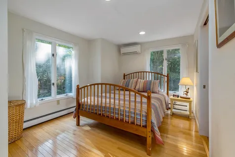 9 Mathes Cove Road Durham NH 03824