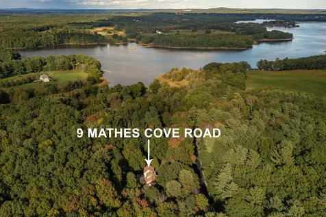 9 Mathes Cove Road Durham NH 03824
