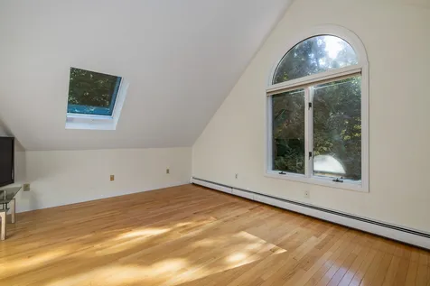 9 Mathes Cove Road Durham NH 03824