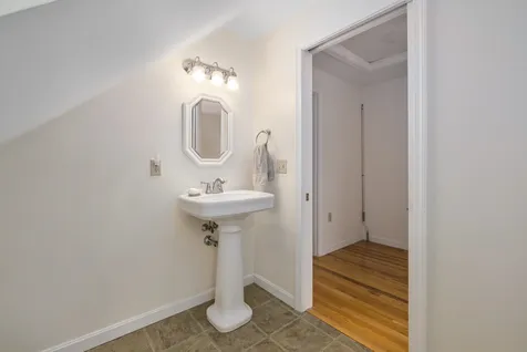 9 Mathes Cove Road Durham NH 03824