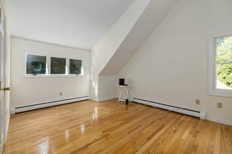 9 Mathes Cove Road Durham NH 03824