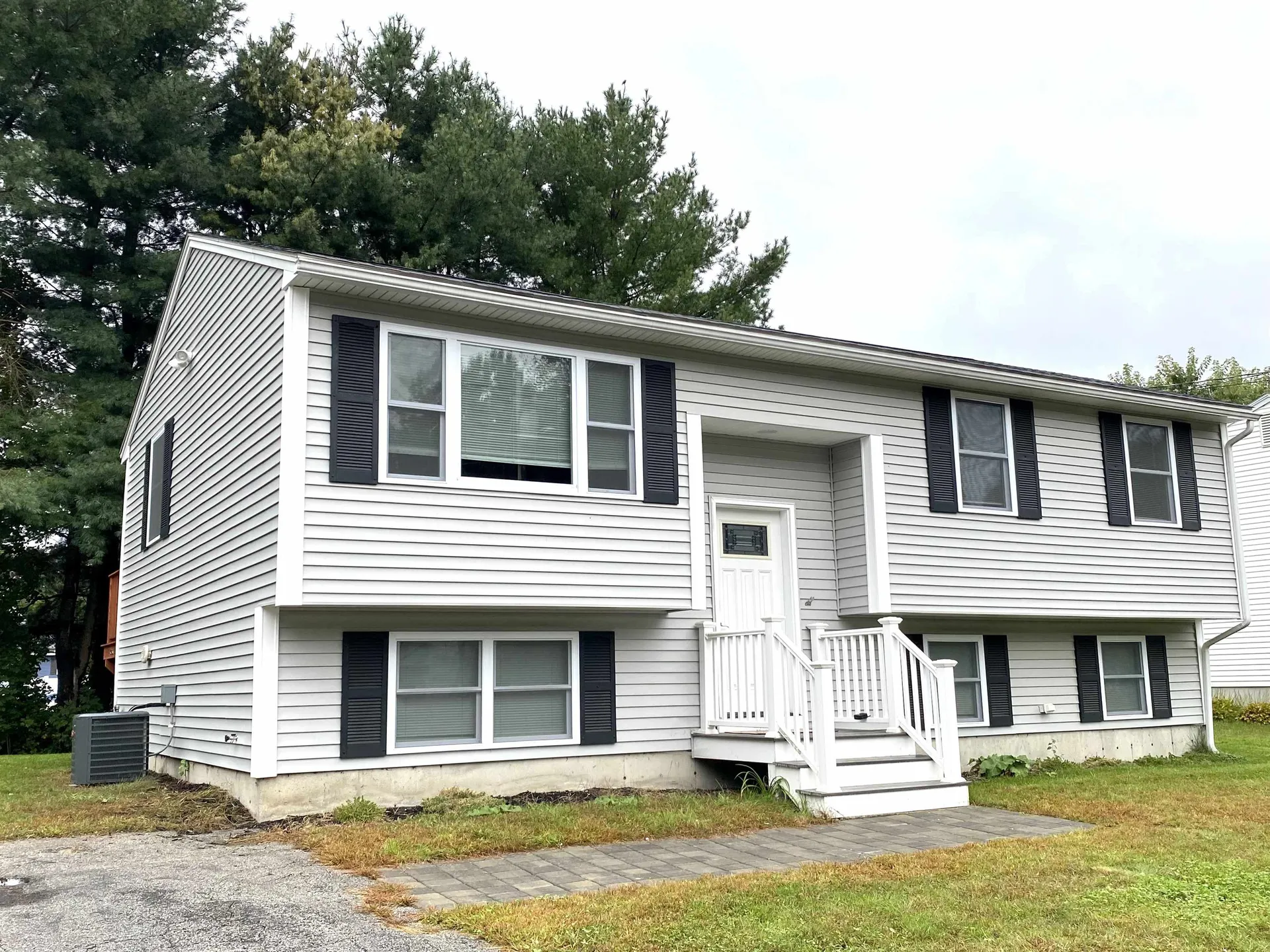 195 Brent Street Manchester NH 03103