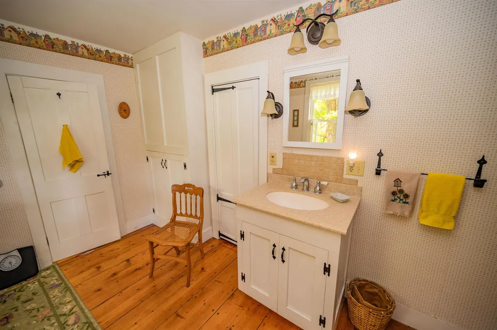 211 West Cobble Hill Barre Town VT 05641