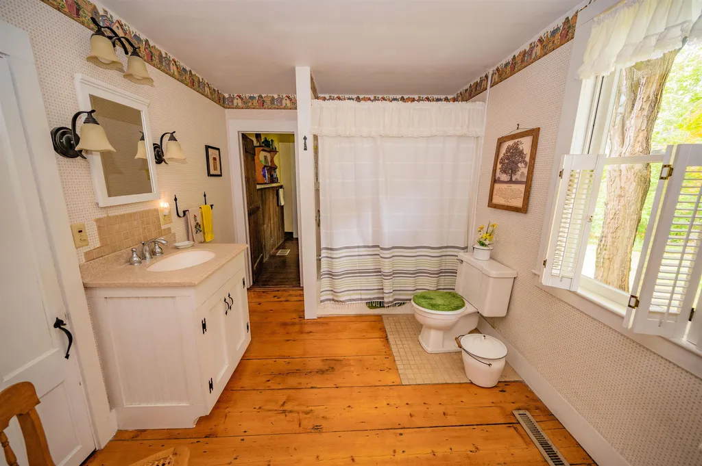 211 West Cobble Hill Barre Town VT 05641