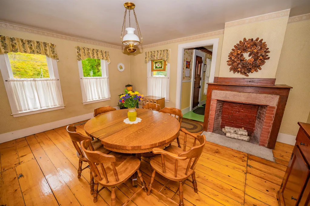 211 West Cobble Hill Barre Town VT 05641