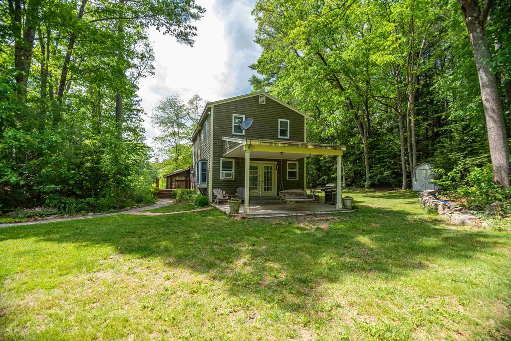 137 Berry River Road Barrington NH 03825