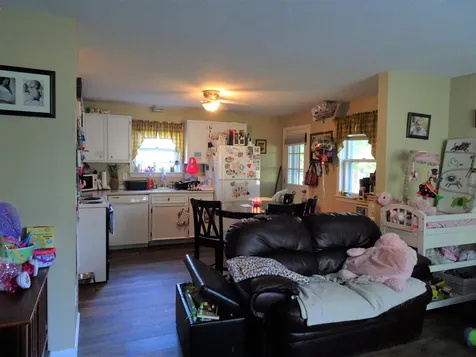 369 Pembroke Street Pembroke NH 03275
