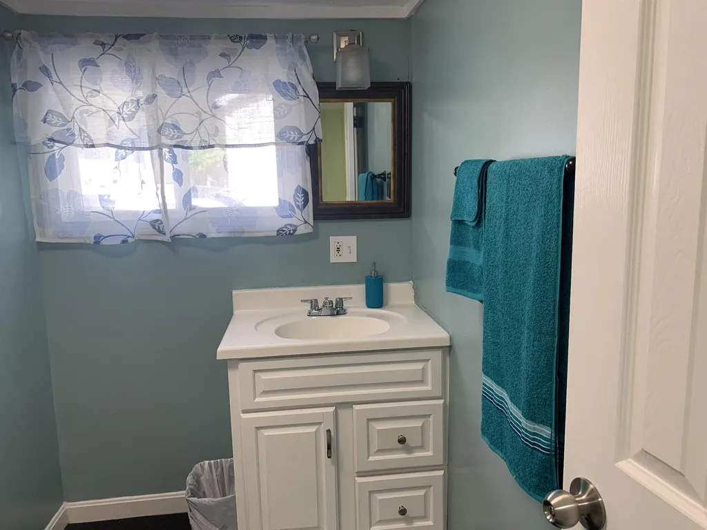 21 Aspen Circle Kittery ME 03904