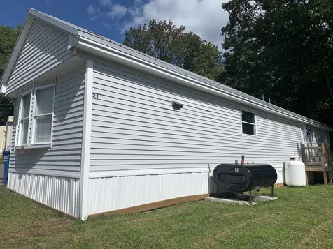21 Aspen Circle Kittery ME 03904