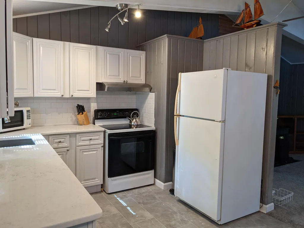 492 Deer Meadow Road Webster NH 03303
