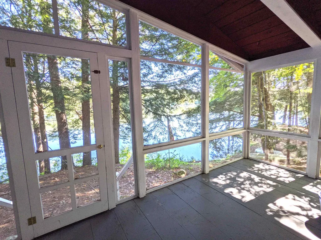 492 Deer Meadow Road Webster NH 03303