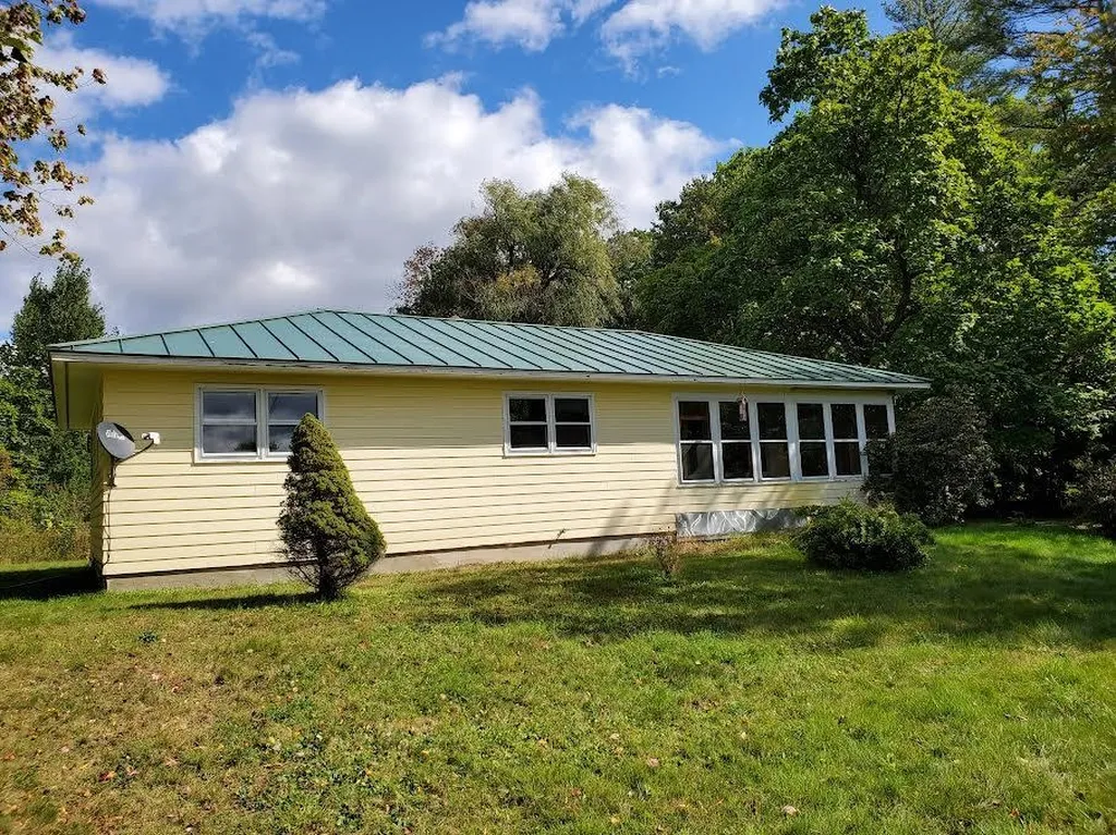 767 Cummings Road Chester VT 05143