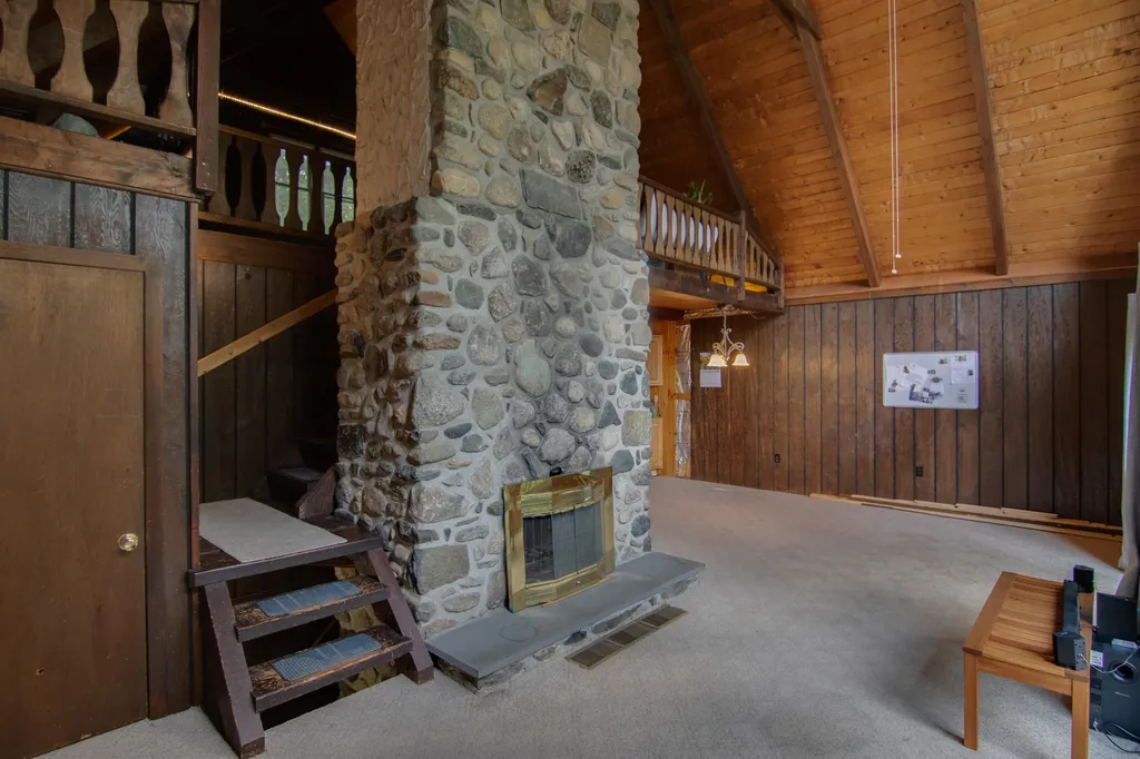 374 White Mountain Drive Haverhill NH 03765