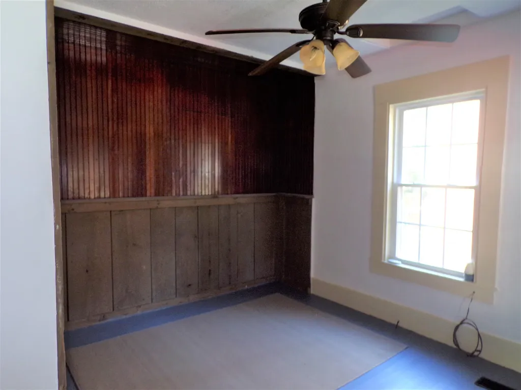 53 Butler Street Hillsborough NH 03244