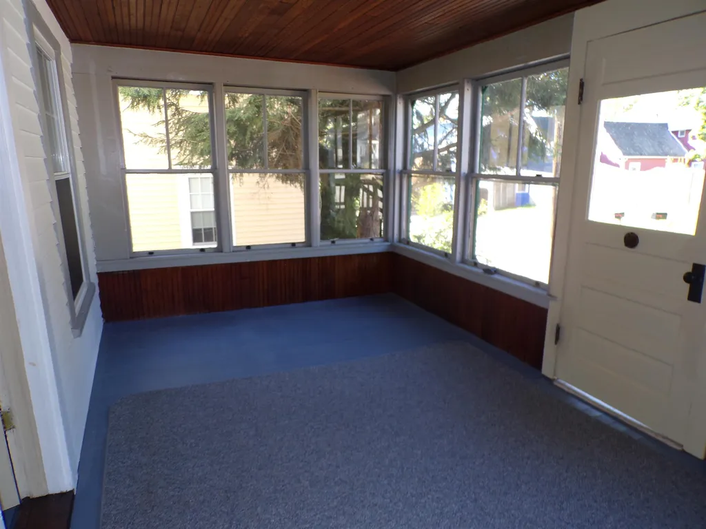 53 Butler Street Hillsborough NH 03244