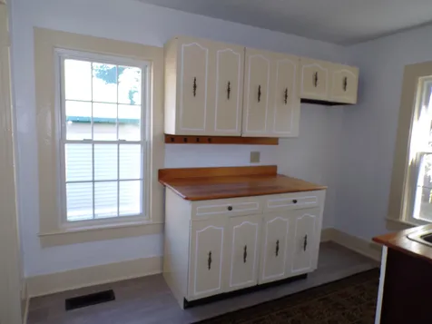 53 Butler Street Hillsborough NH 03244