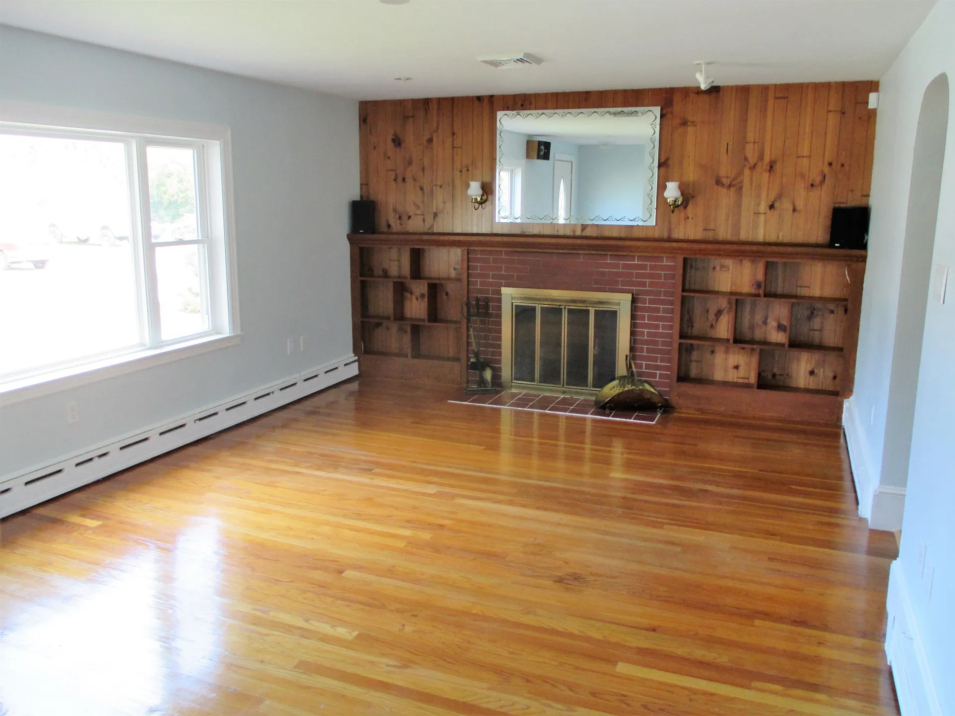 18 Madison Avenue Rochester NH 03867