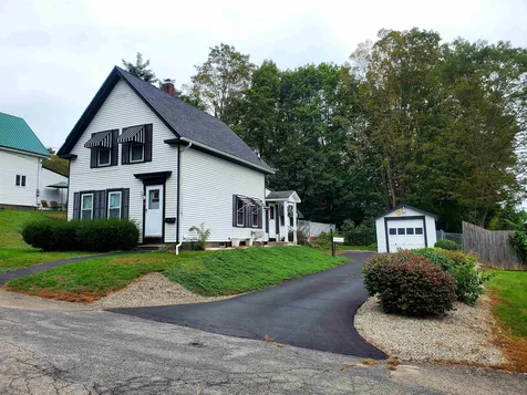 17 Bunker Street Farmington NH 03835