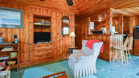 23 Meadow Pond Road Hampton NH 03842