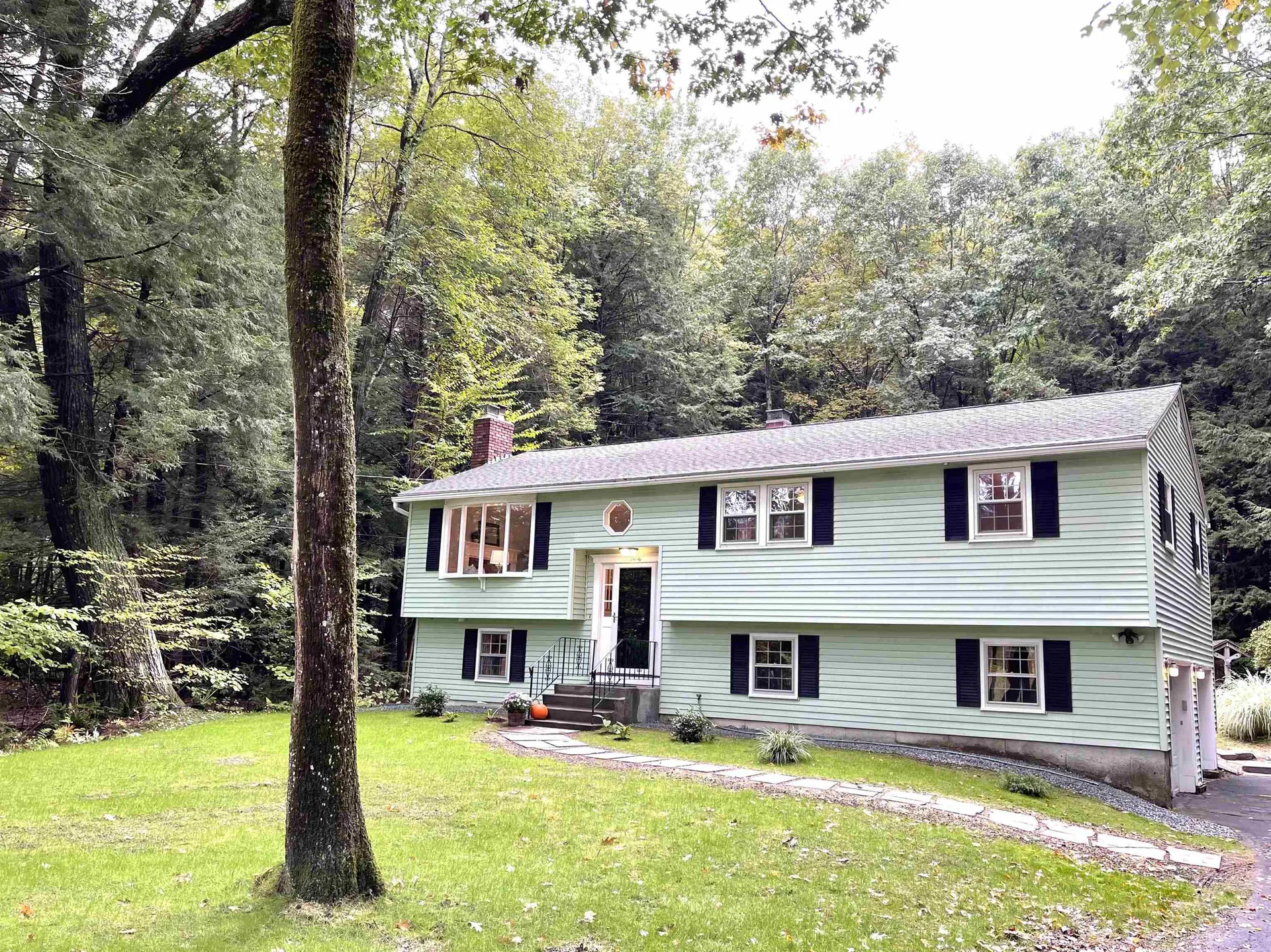30 Forest Drive Bedford NH 03110