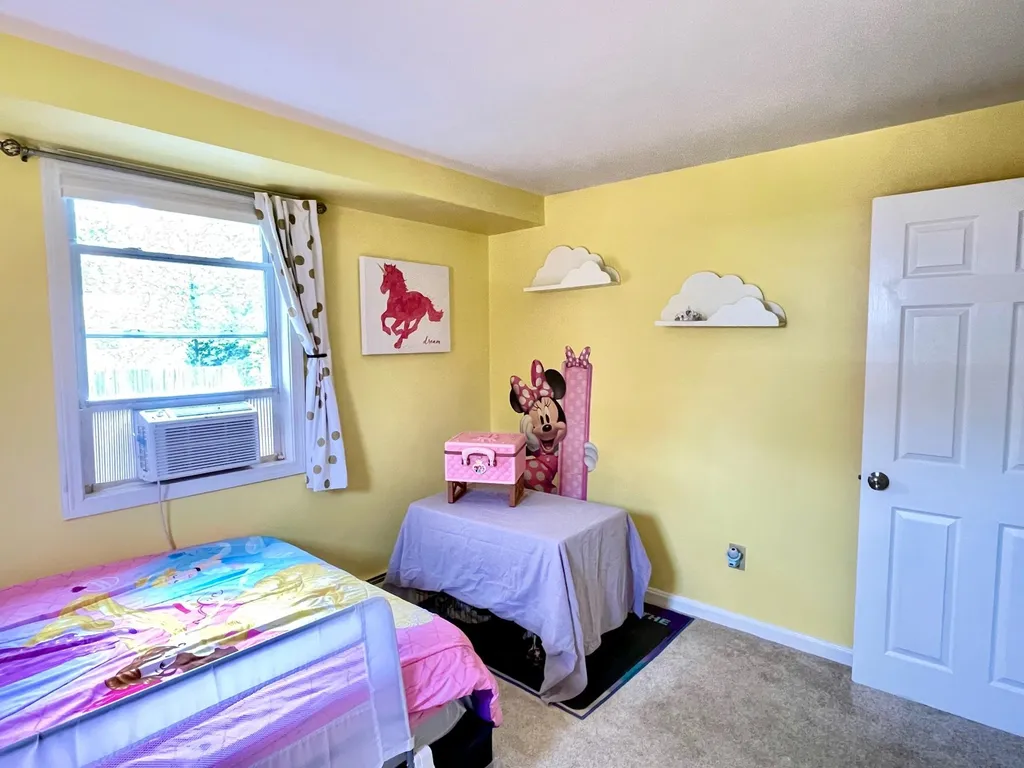 13 Laura Lane Keene NH 03431