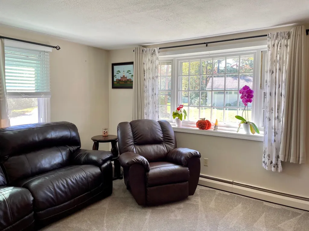 13 Laura Lane Keene NH 03431