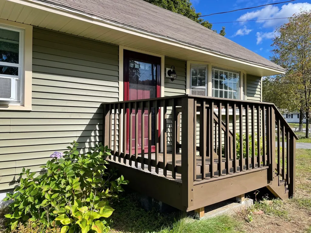 13 Laura Lane Keene NH 03431