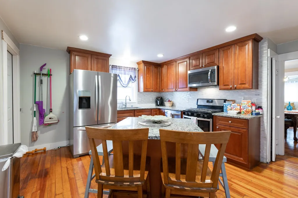 14-16 South Street Nashua NH 03060