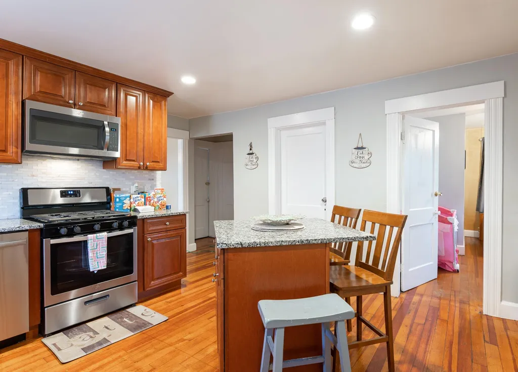 14-16 South Street Nashua NH 03060