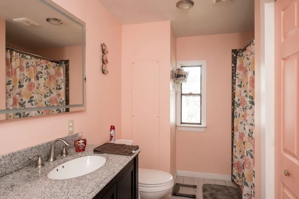 631 Sherwood Glen Somersworth NH 03878