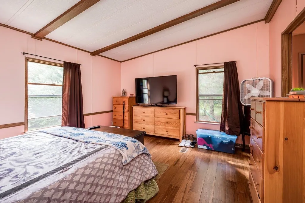 631 Sherwood Glen Somersworth NH 03878