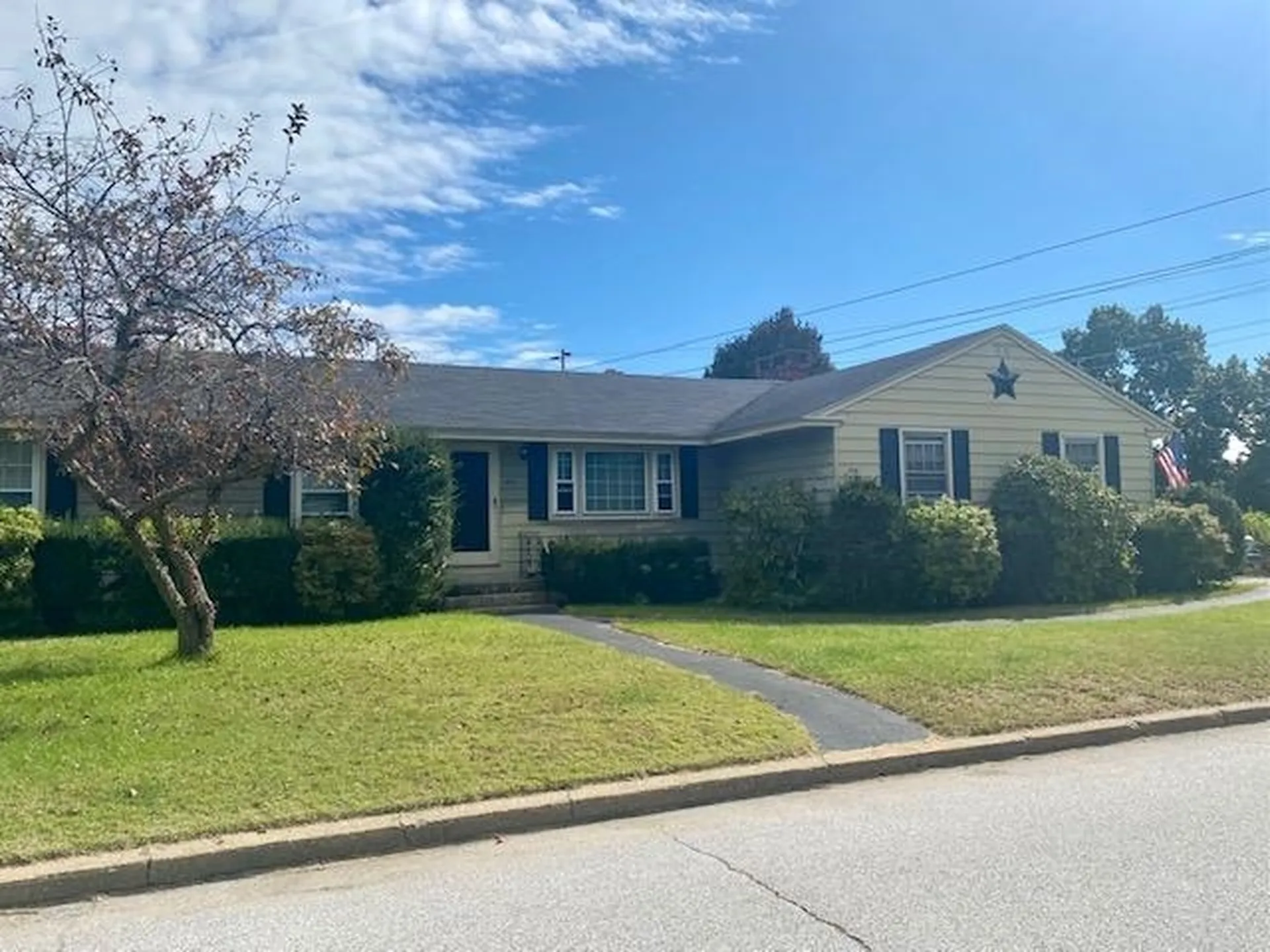370 Westwood Drive Manchester NH 03103